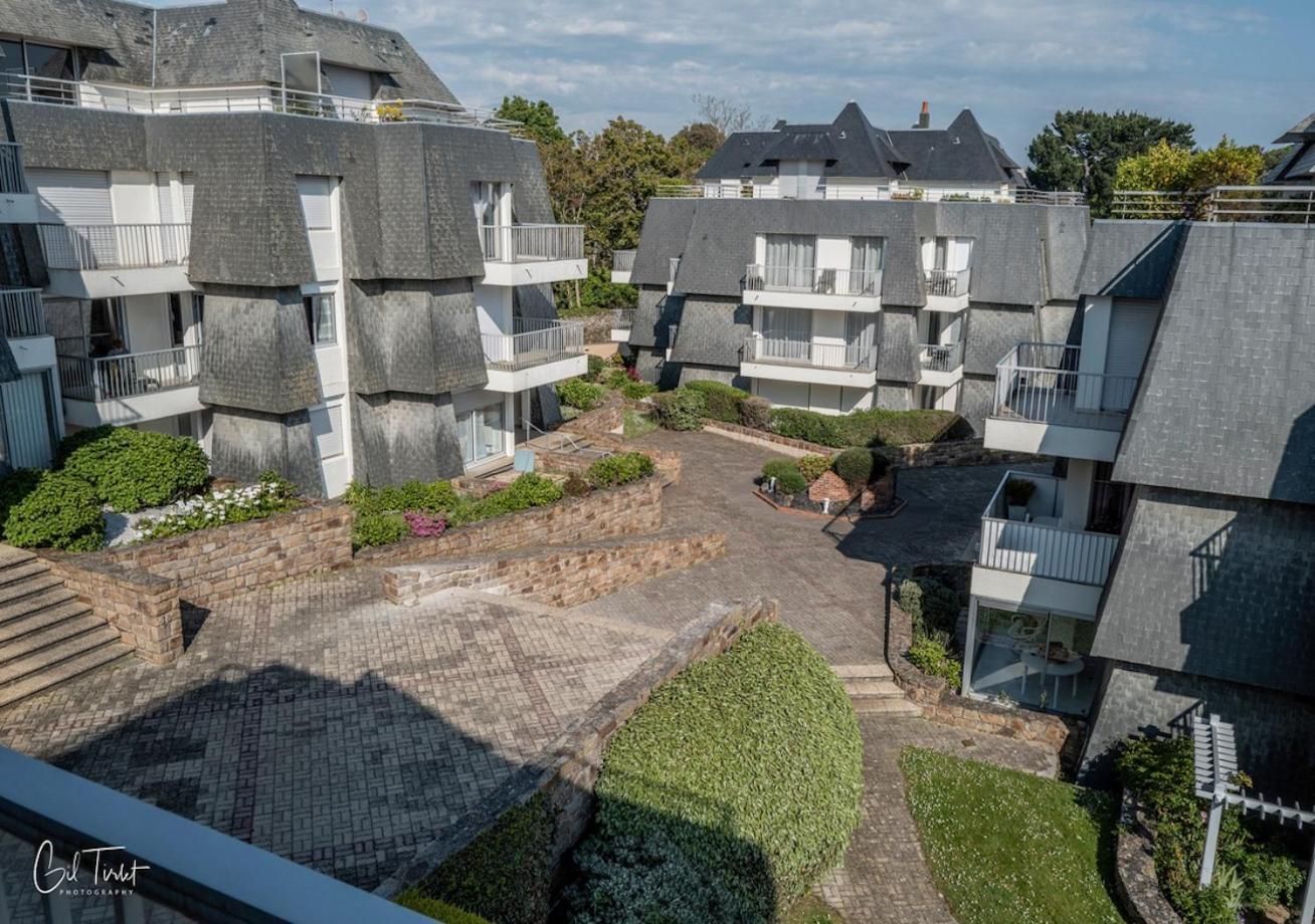 Appartement Pied Dans L'Eau - La Comtesse Saint-Quay-Portrieux Eksteriør billede