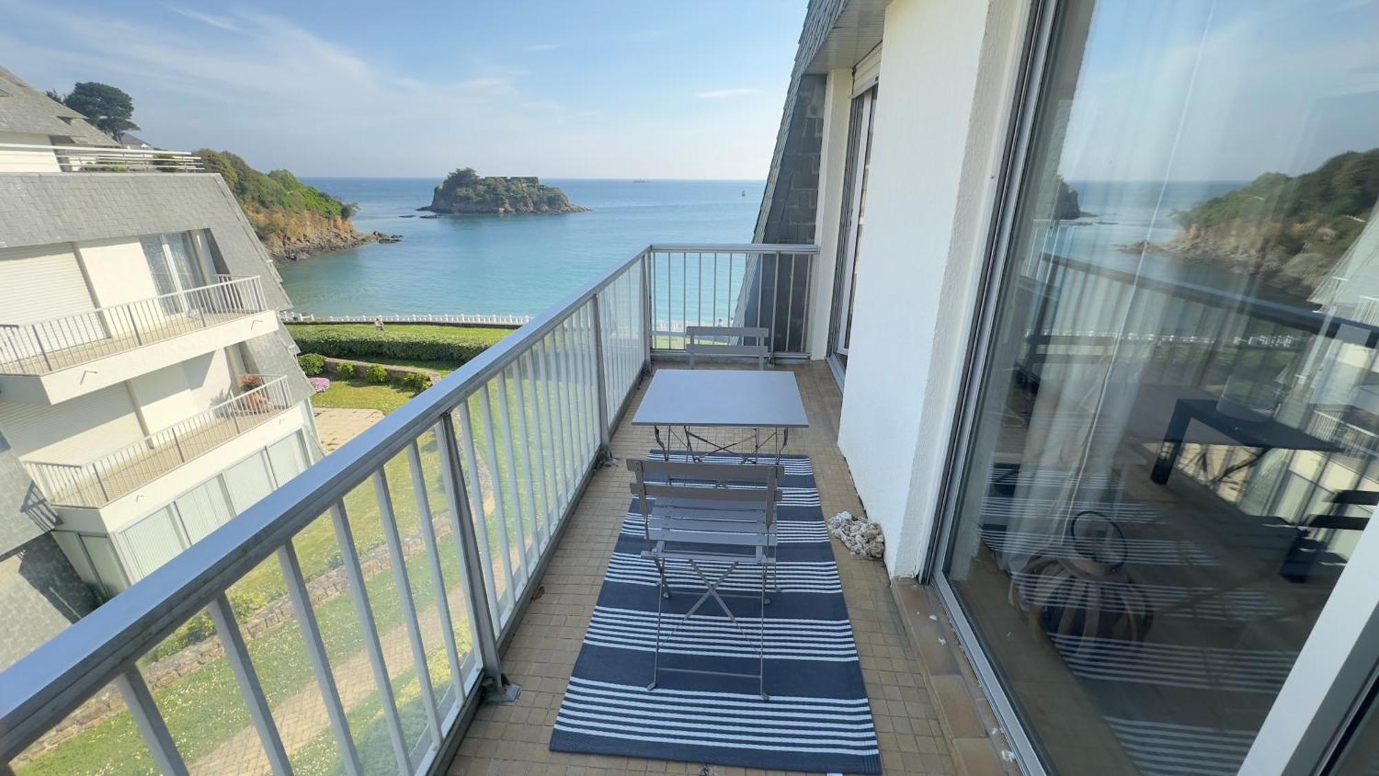 Appartement Pied Dans L'Eau - La Comtesse Saint-Quay-Portrieux Eksteriør billede